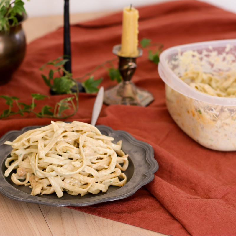 Fettuccine crémeux aux poireaux, poulet & lardons