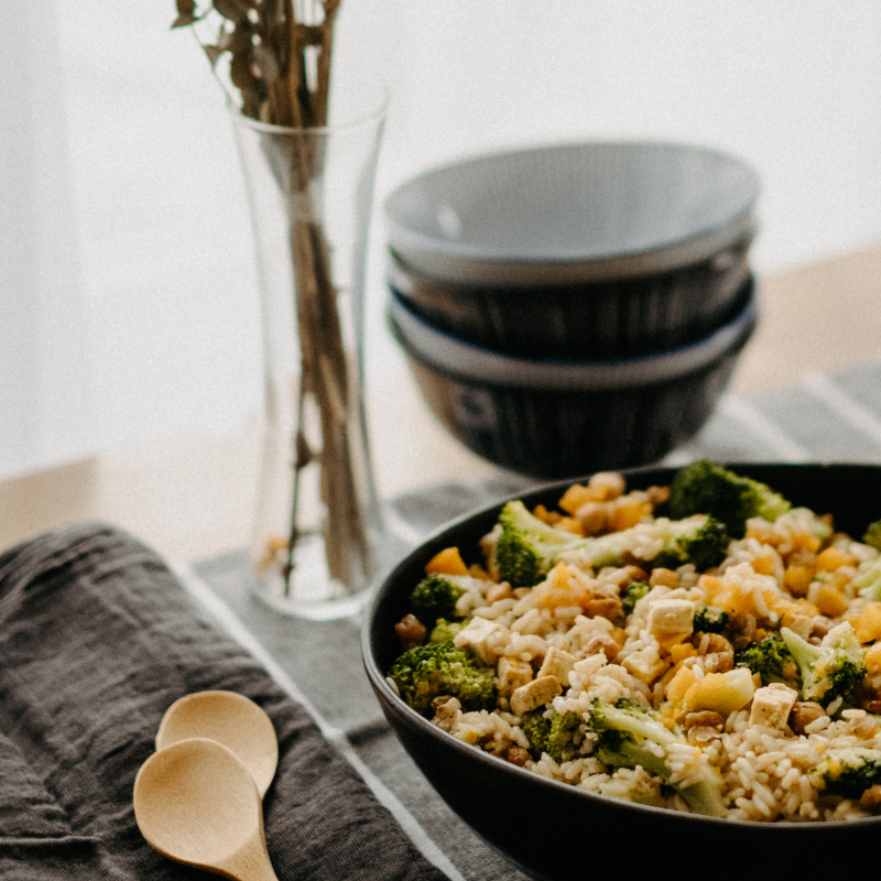 Poulet aux herbes et riz citronné