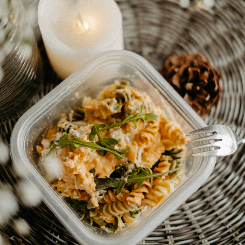 Poitrine de poulet, sauce crémeuse au pesto