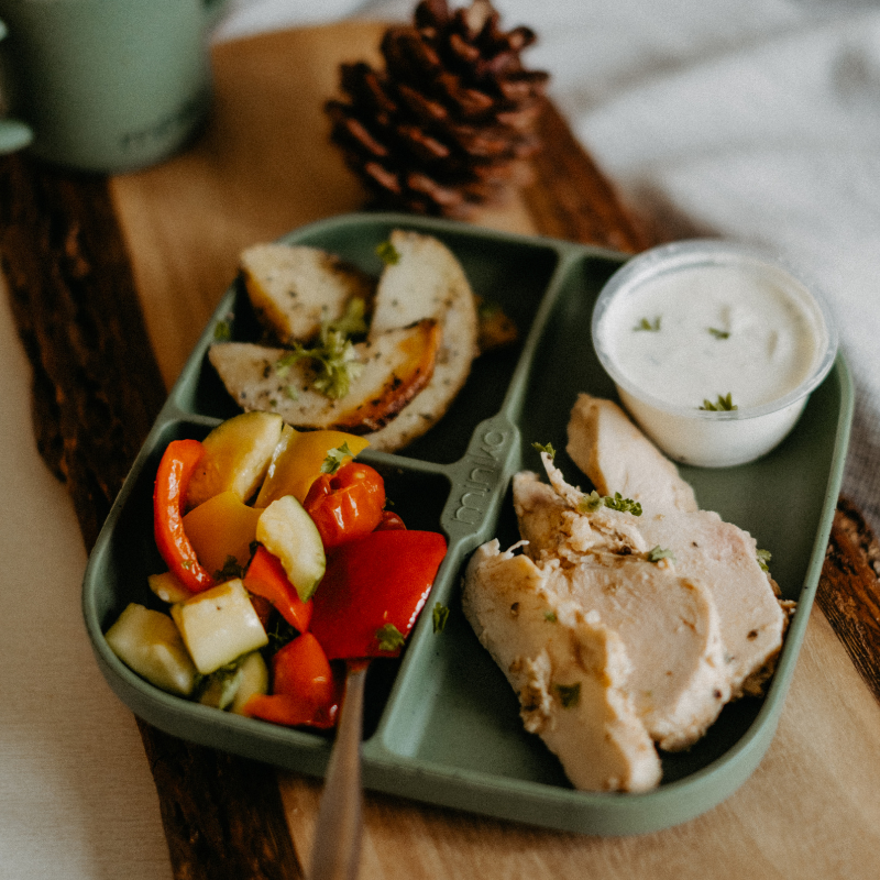 Porc souvlaki et sauce yogourt-menthe