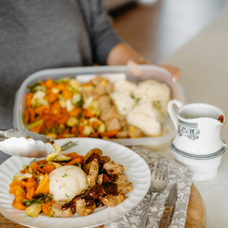Pain de viande sauce BBQ, purée de pommes de terre à la Religieuse