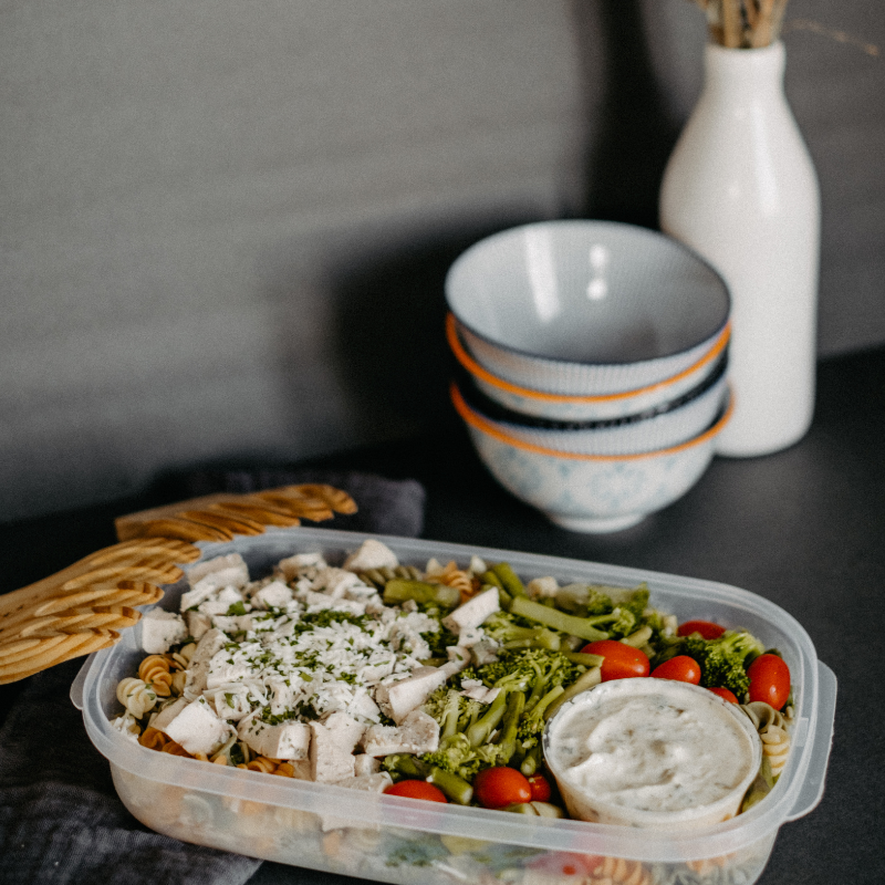 Salade de pâtes au poulet façon césar