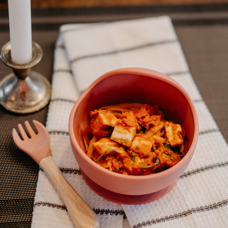 Linguine sauce tomate &amp; poulet fumé