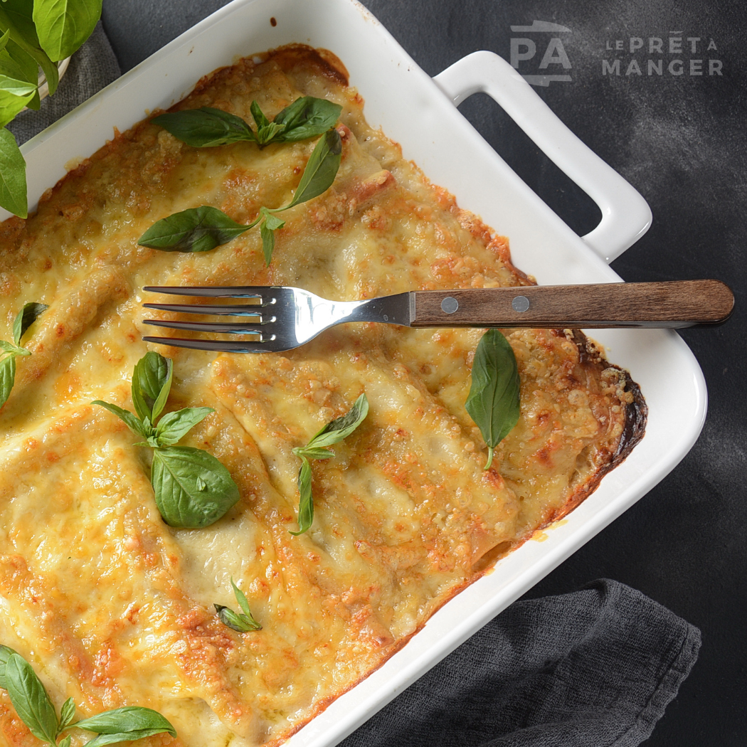 Cannellonis garnis de ricotta, parmesan, romano et mozzarella, pour une expérience gourmande.