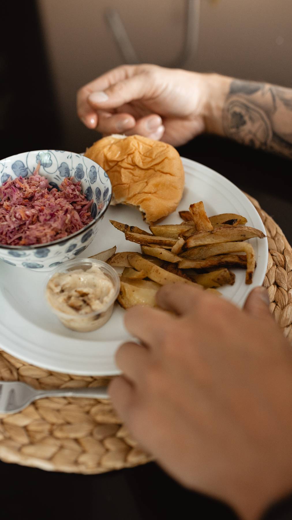 Burger de poulet cajun au cheddar